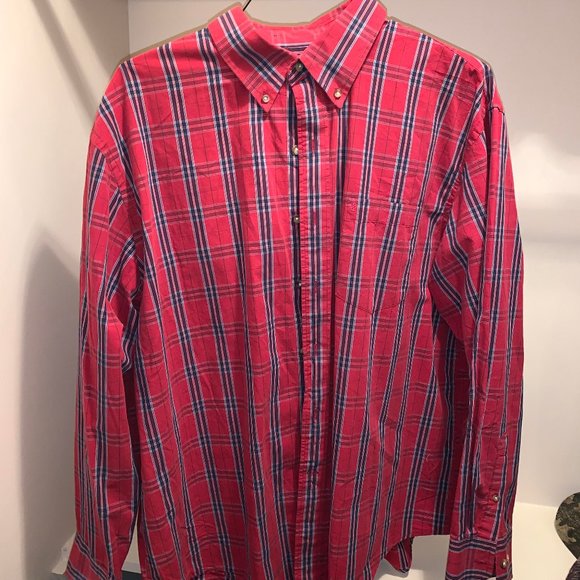Izod Other - IZOD Long-Sleeve Button-Down Plaid Shirt